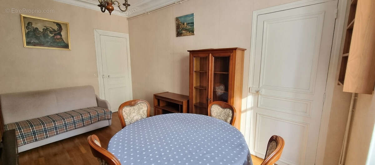 Appartement à LEVALLOIS-PERRET