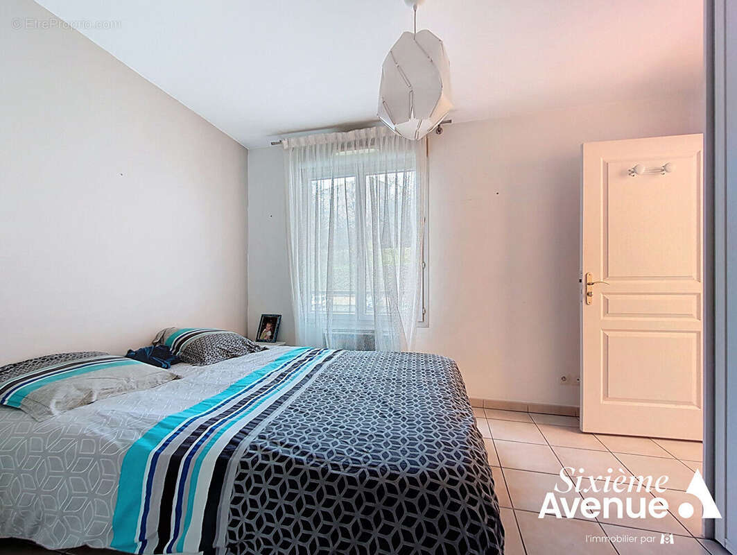 Appartement à SAINT-SYMPHORIEN-D'OZON