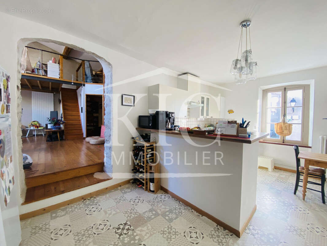 Appartement à CARCASSONNE