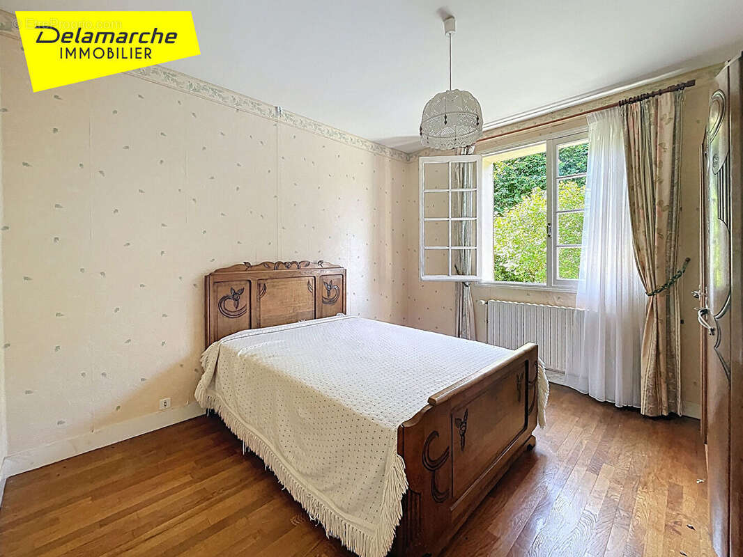 A vendre pavillon sur sous sol Hambye proche du bourg. - photo 6