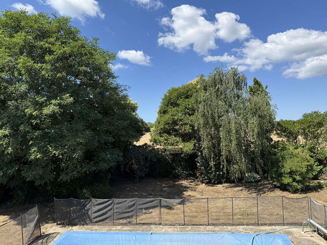 Maison à VAUX-SUR-MER