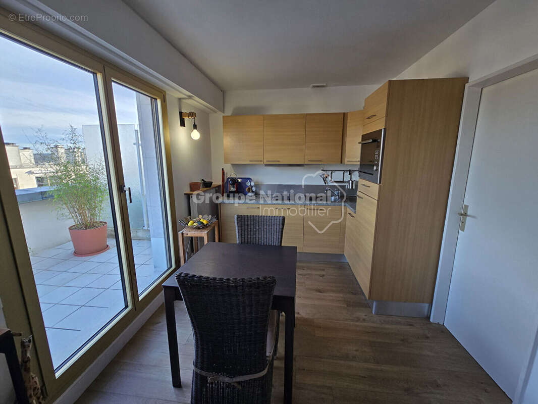 Appartement à VERSAILLES