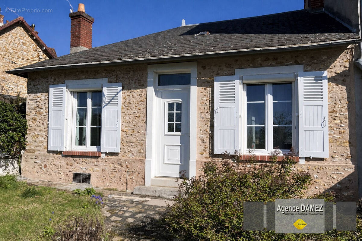 Maison à DOURDAN