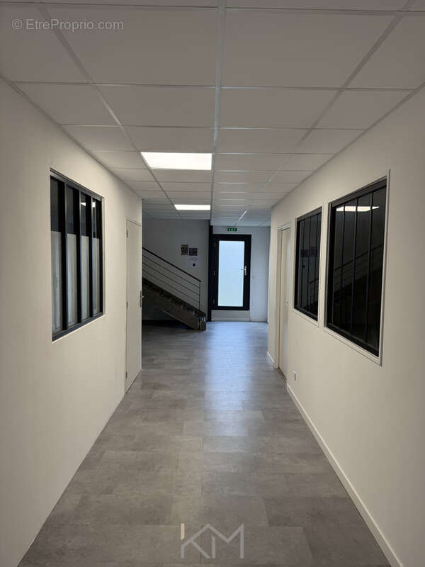 Commerce à SAINT-BENOIT