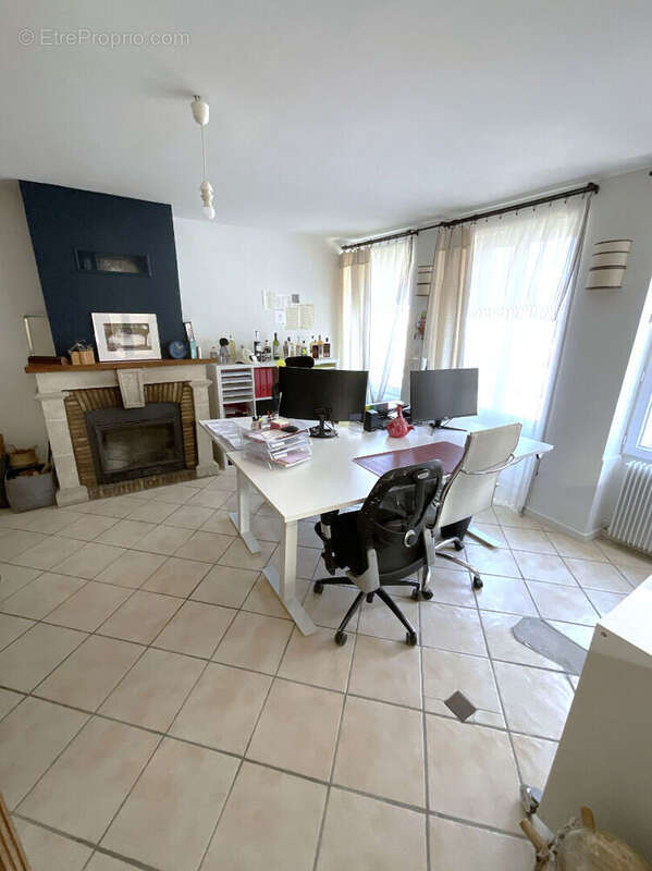 Maison à MONTIGNY-LE-BRETONNEUX