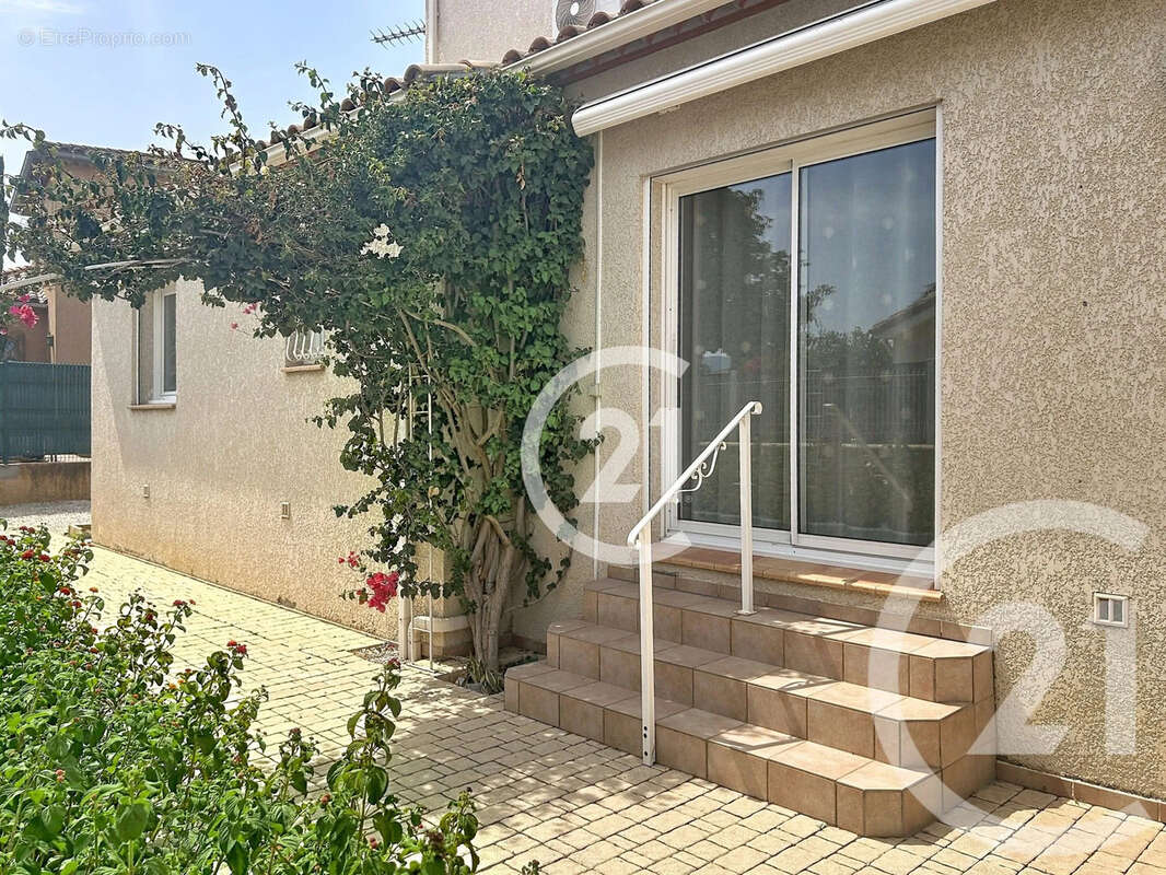 Maison 4 pièces 108 m² à vendre à Saint-Cyprien (66750) - photo 5