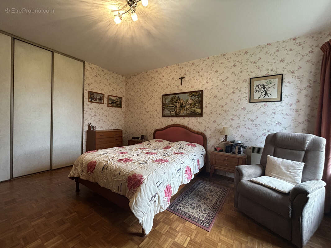 Maison à MORTAGNE-AU-PERCHE