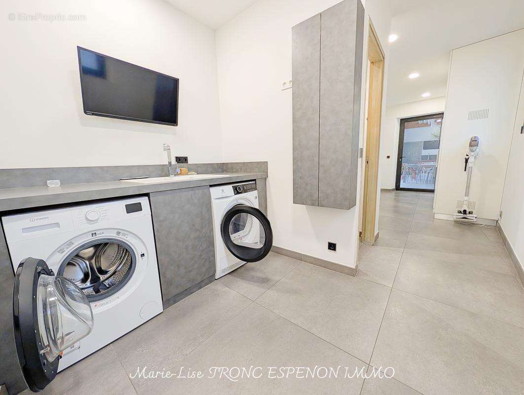 Maison 471 m² à Velleron  - photo 37