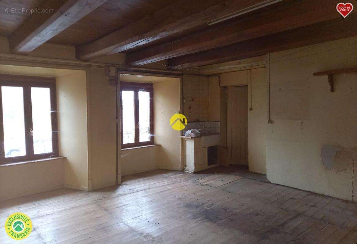 Maison à MURAT