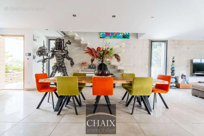 13420 GEMENOS - Villa haut de gamme dans un secteur prisé - photo 5