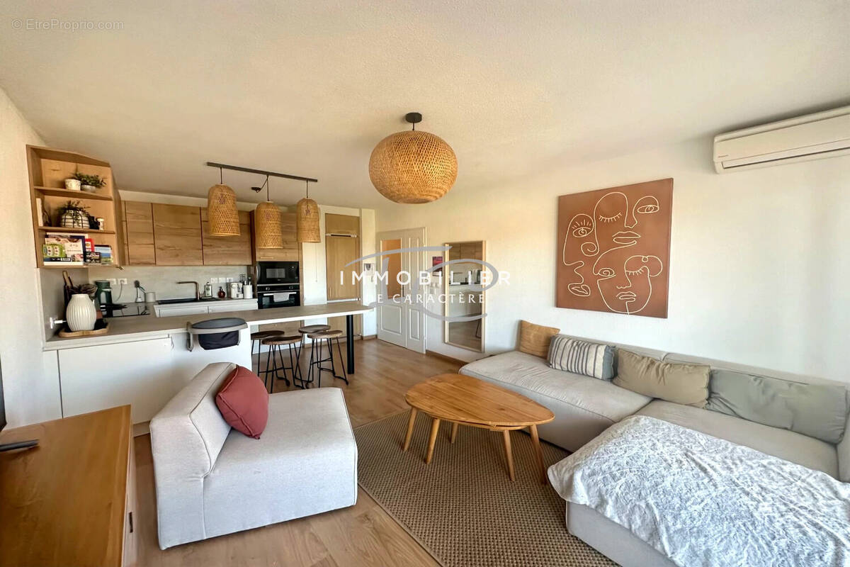 Appartement à LA CROIX-VALMER