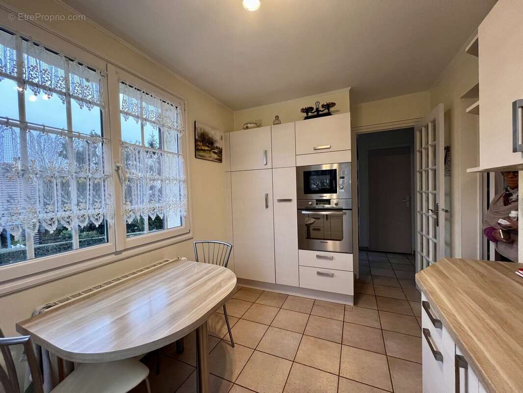 Maison à FONTAINE-ETOUPEFOUR