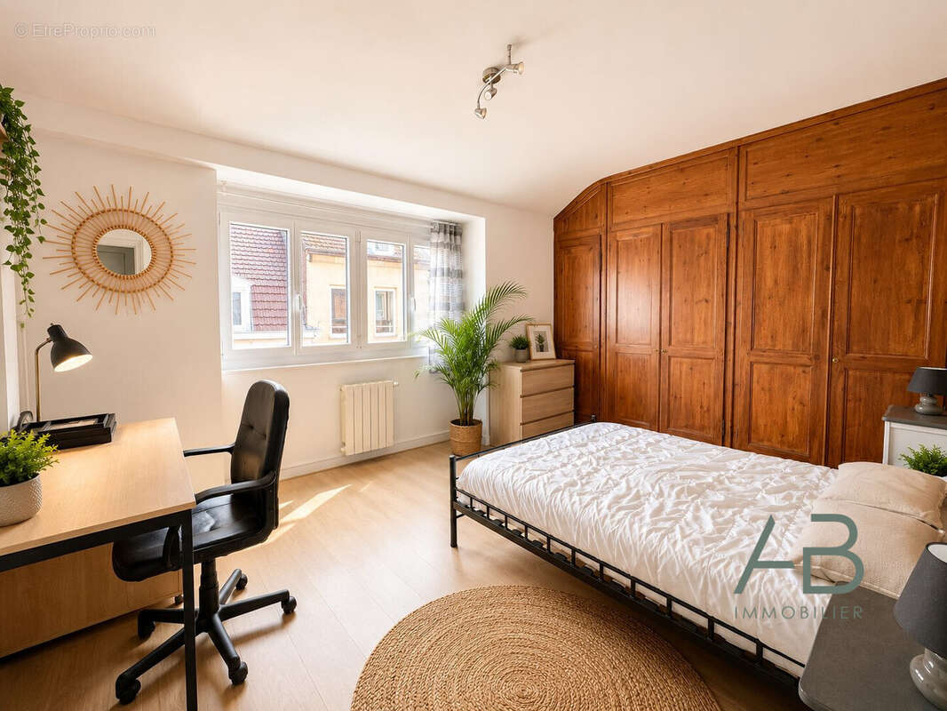 Appartement 43 m² à Lille  - photo 2