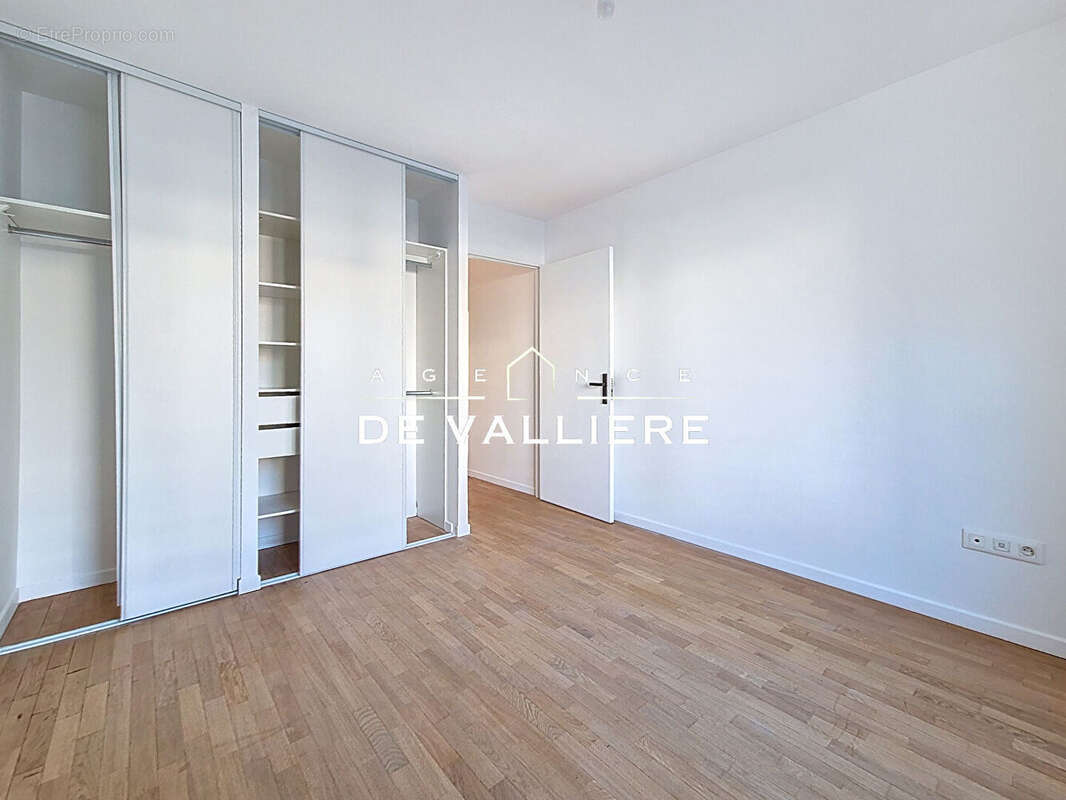 Appartement à NANTERRE