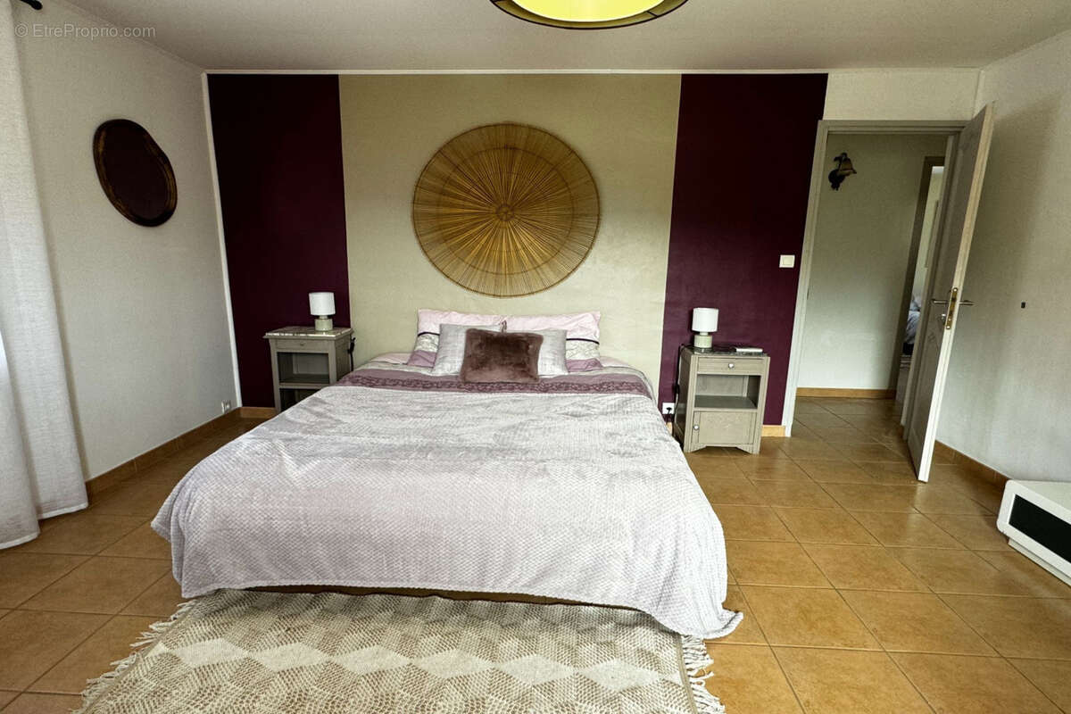 Maison à SAIGNON