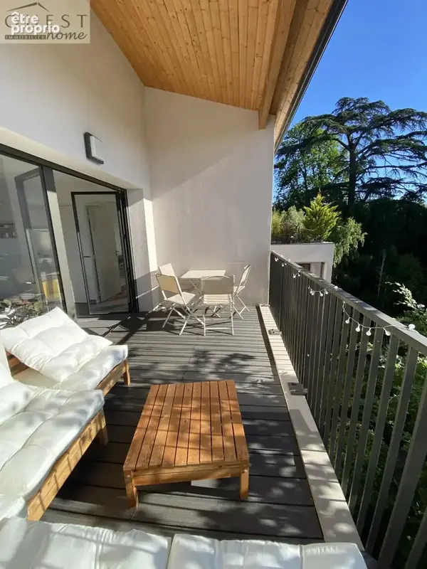 Écully Centre   Appartement au dernier étage avec terrasse - photo 5