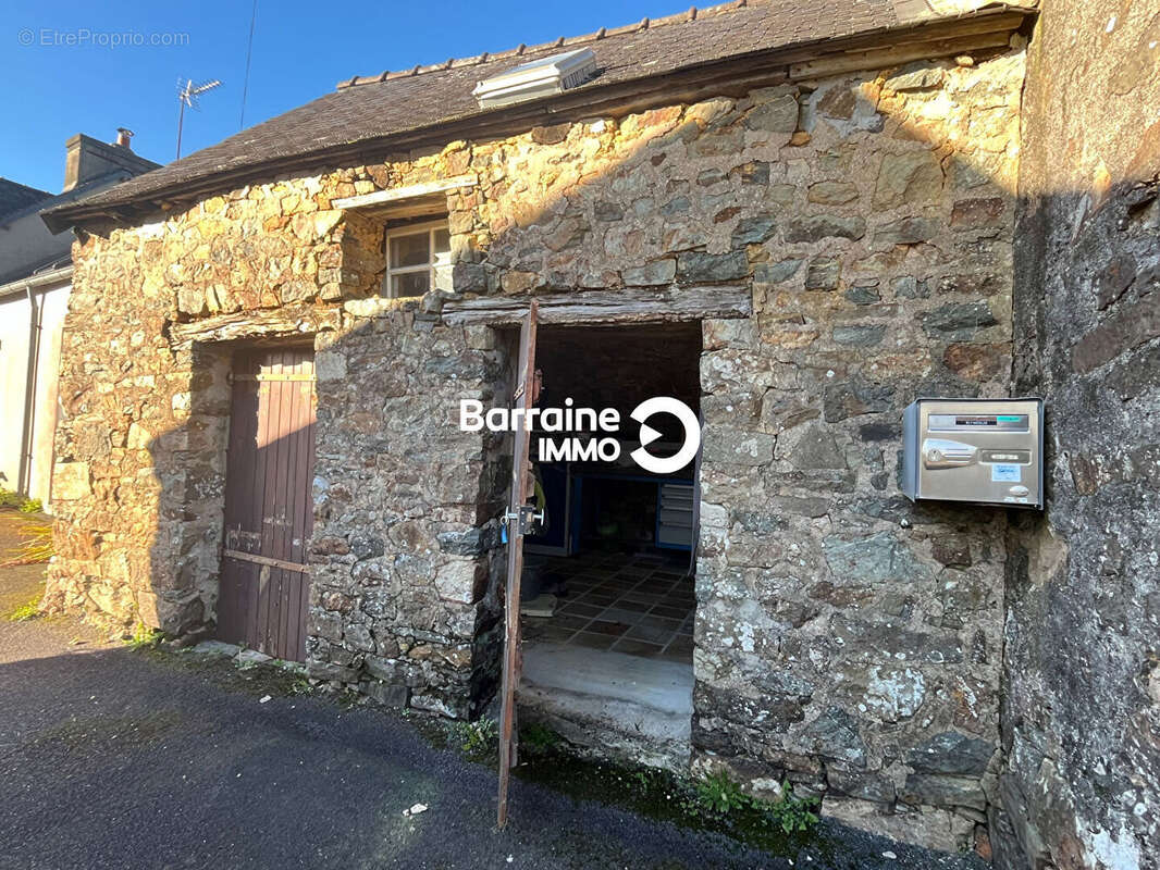 Maison à LANDEVENNEC