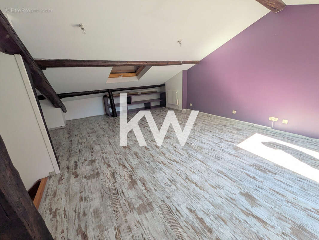 Appartement 65 m² à Saint-Etienne  - photo 6