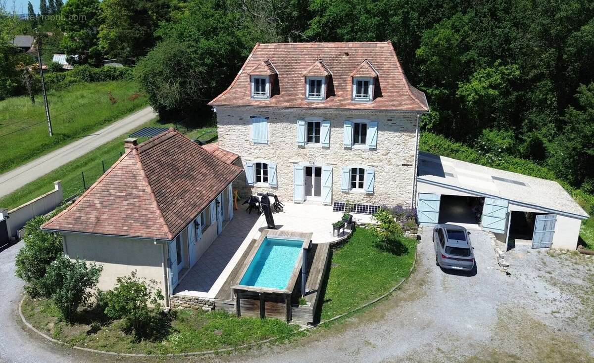 Maison à SALIES-DE-BEARN