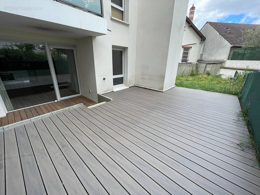 Appartement à LIVRY-GARGAN
