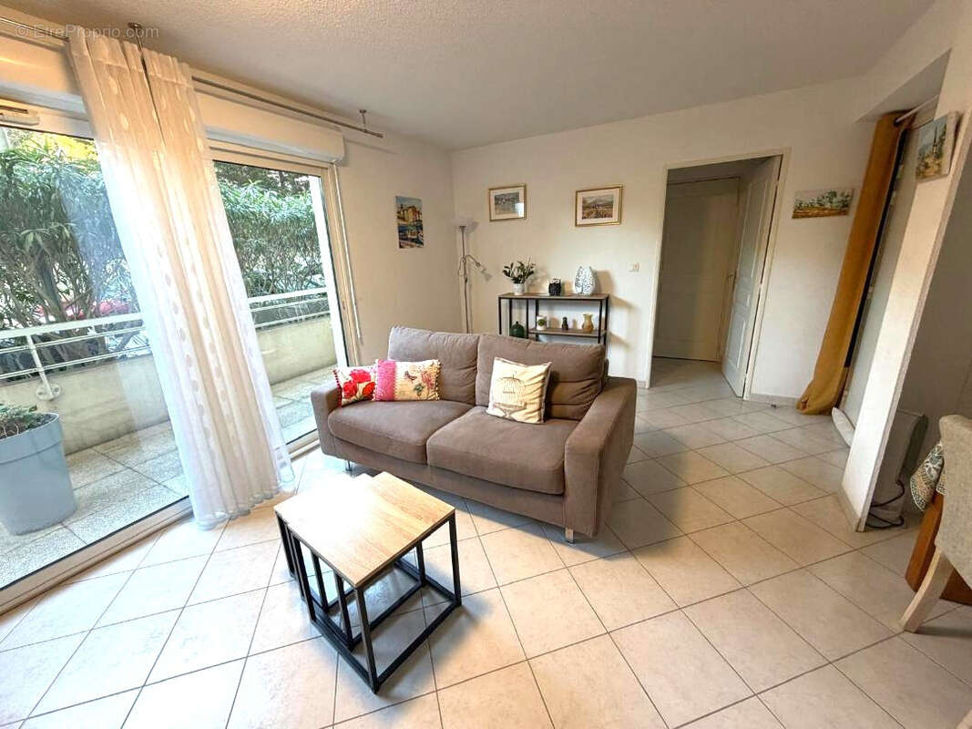 Appartement à MARSEILLE-12E