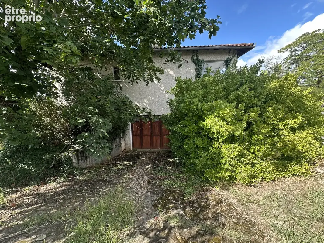 Maison familiale avec jardin, terrasse couverte et dépendance   Gagnac-sur-Cère - photo 2