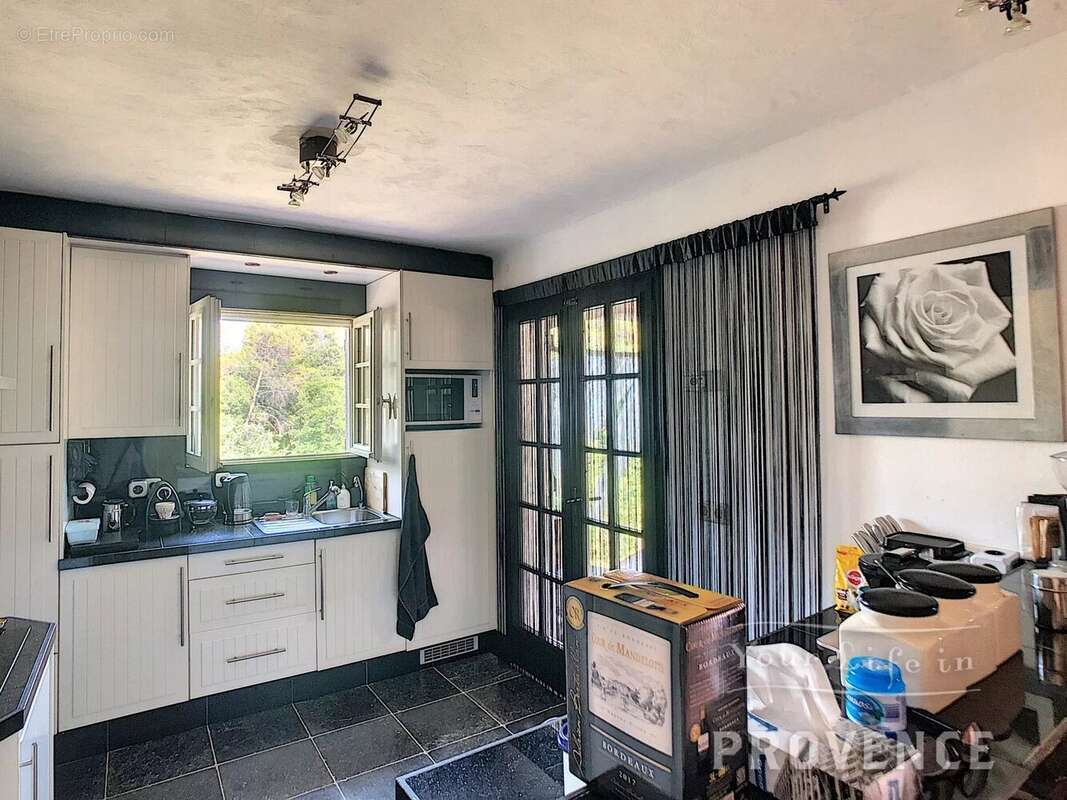 Maison à SAINT-ANTONIN-DU-VAR