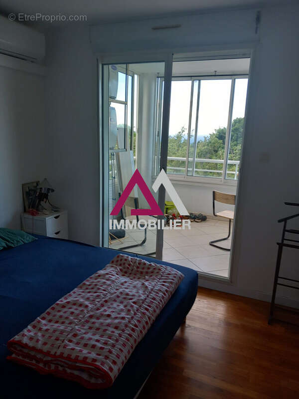 Appartement à SAINT-DENIS