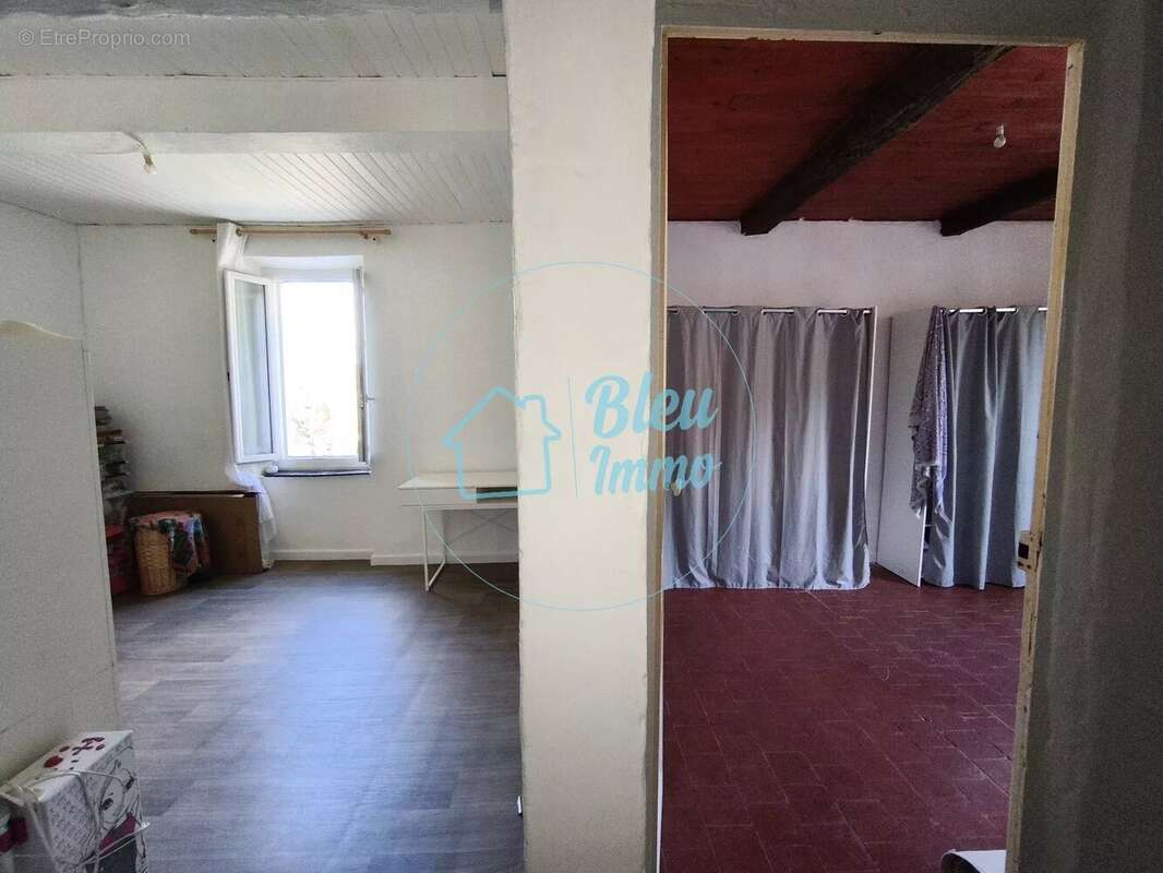 Maison à BIZE-MINERVOIS