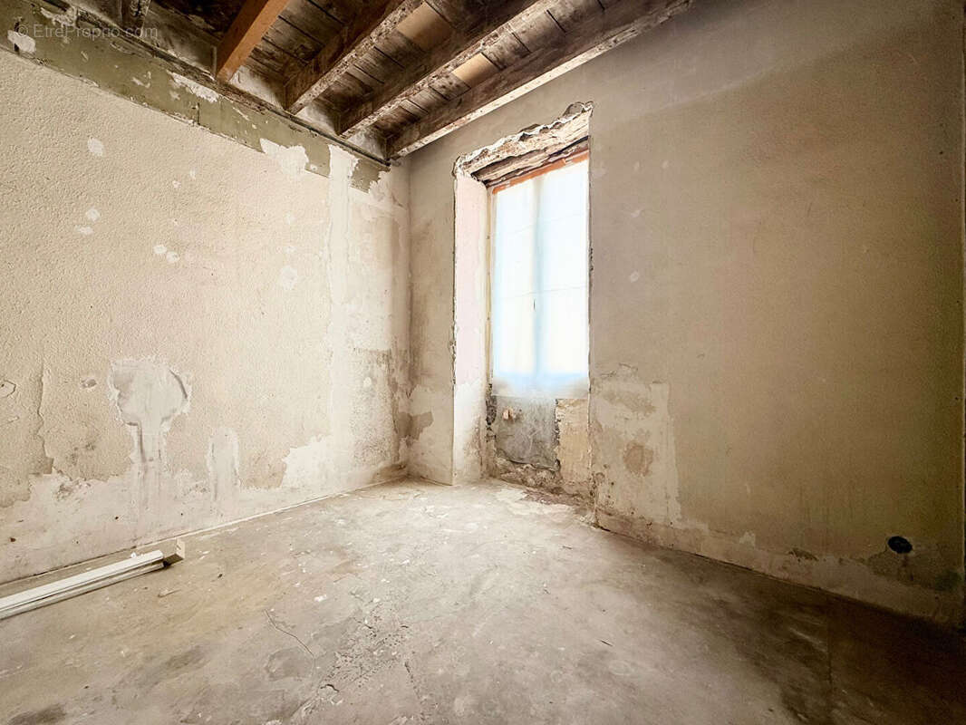 Appartement à rénover - Issou - 3 pièces - 50 m2 - photo 12