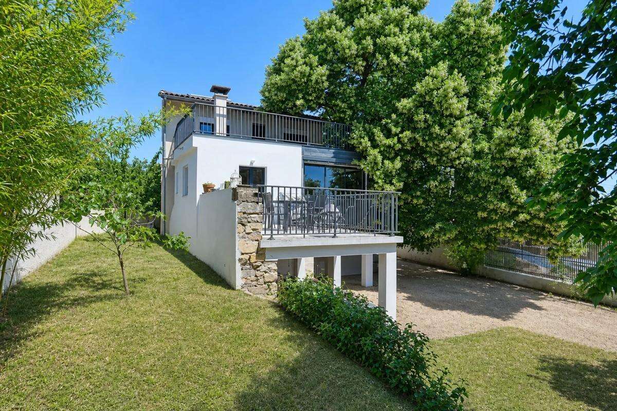 Maison de 7 pièces de 171 m² à Bagnols-sur-Cèze - photo 16