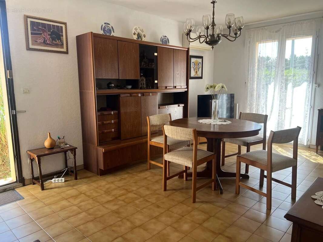 Maison à GINESTAS