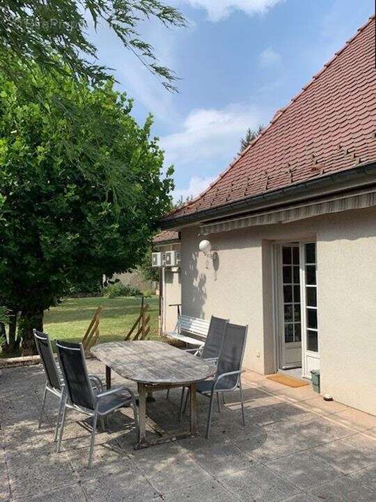 Maison à LUXEUIL-LES-BAINS