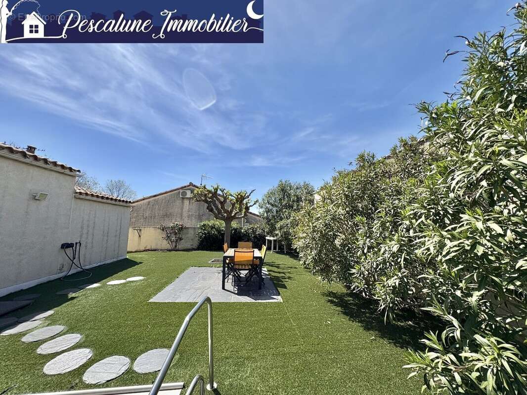 Maison à GALLARGUES-LE-MONTUEUX