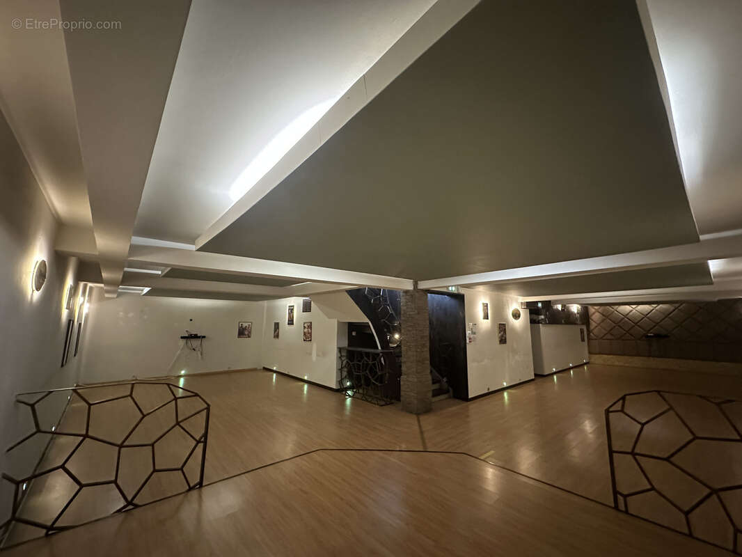 Commerce à VALENCIENNES