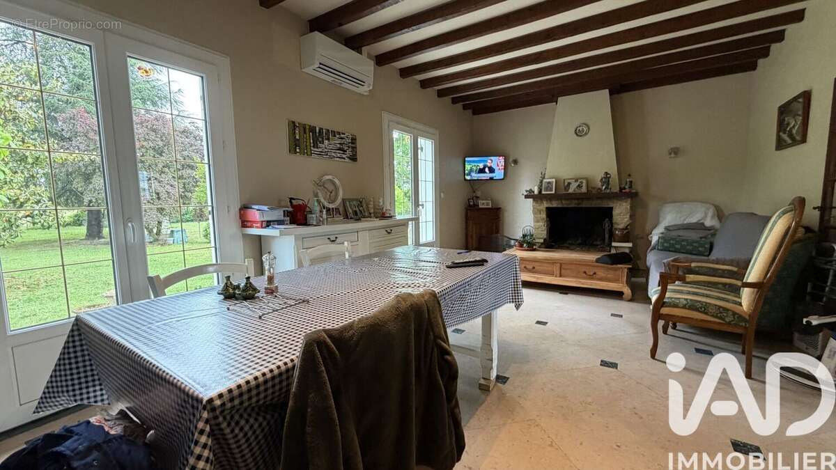 Photo 2 - Maison à SAINT-MAGNE-DE-CASTILLON