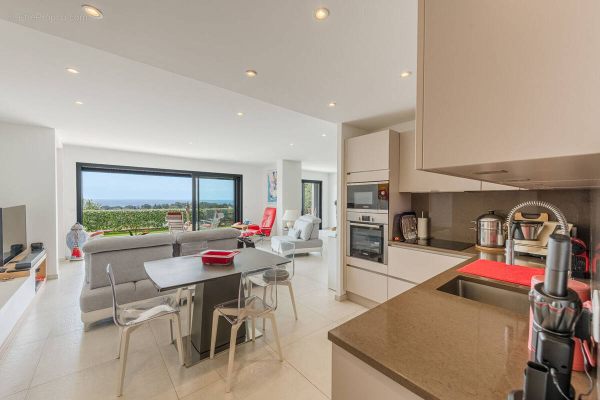 Appartement à SAINT-RAPHAEL