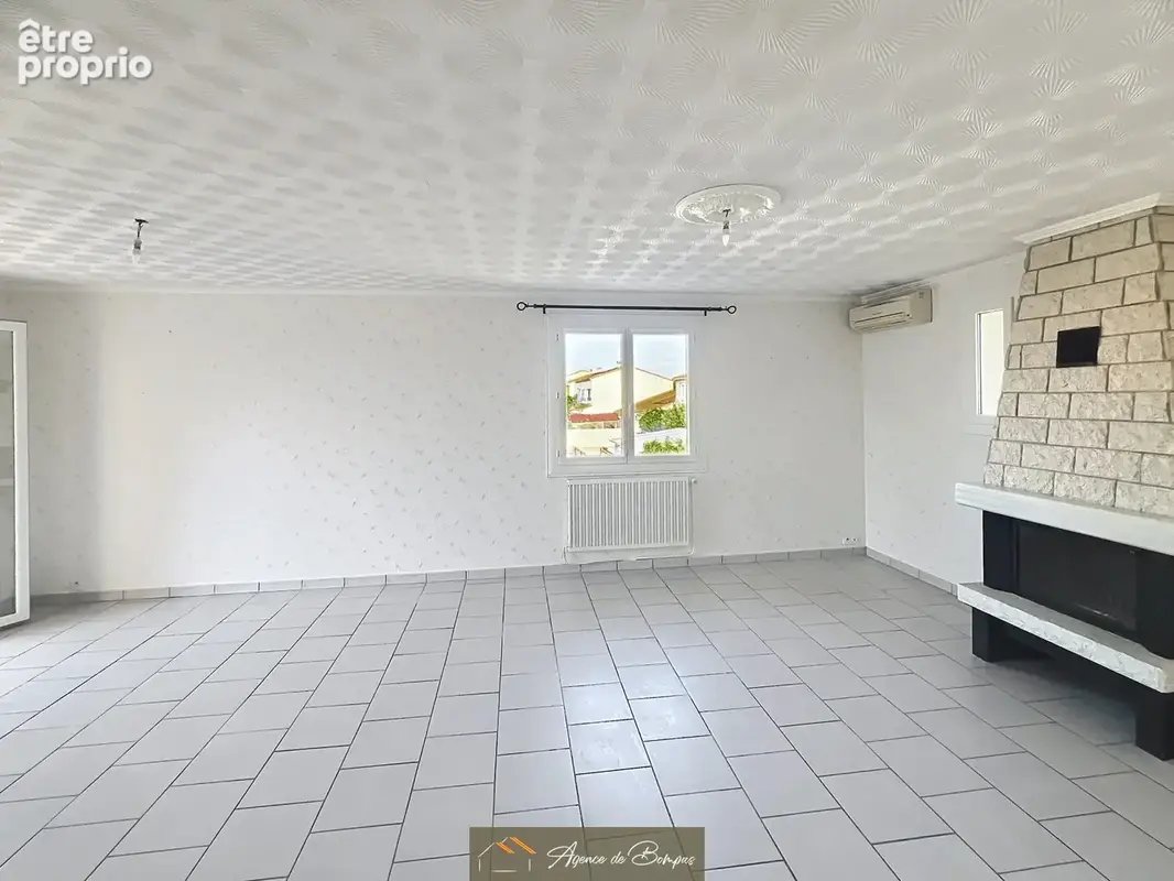 Secteur residentiel - villa 3 faces 169 m2 hbts  sur 401 m2 de terrain  - jardin - - photo 2