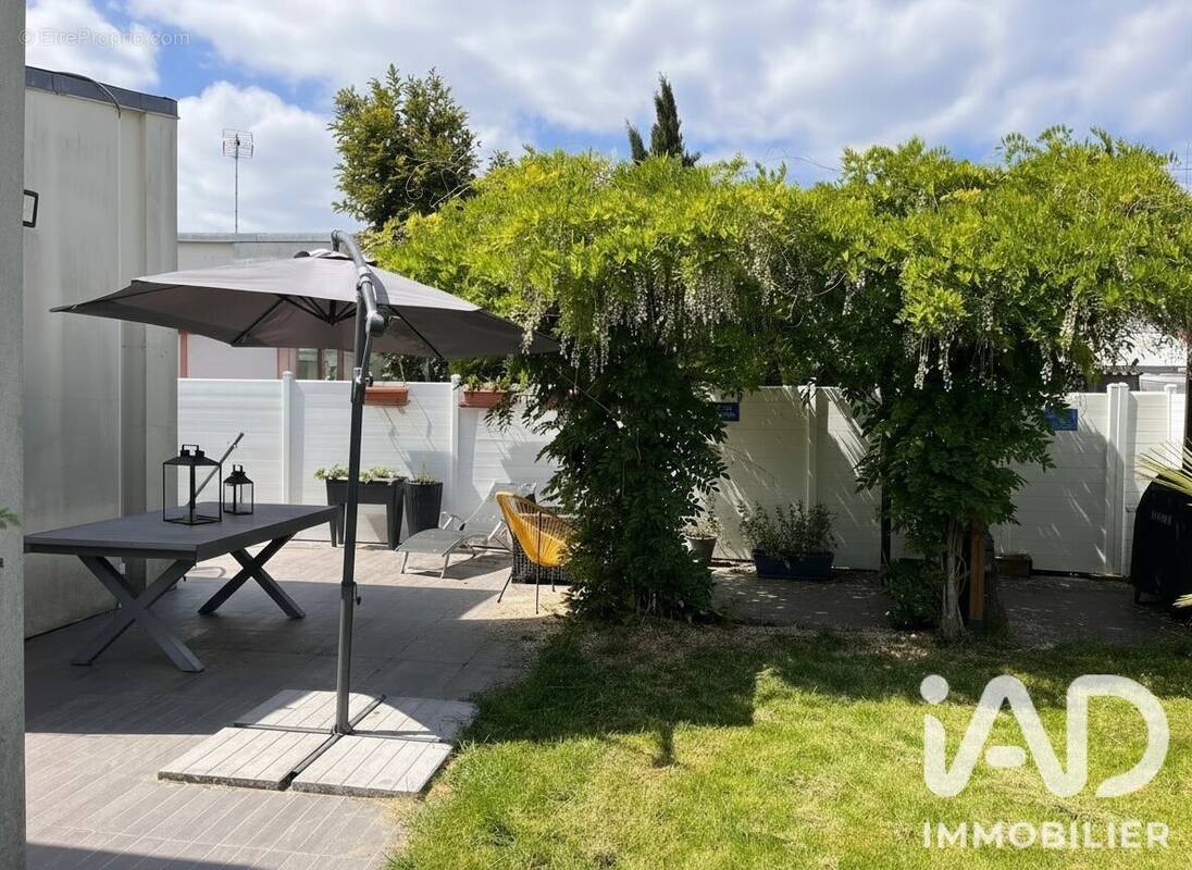 Photo 1 - Maison à GRETZ-ARMAINVILLIERS