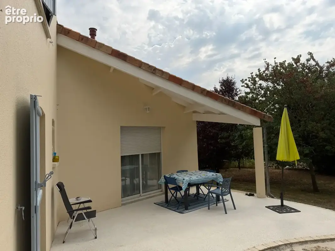 Maison à FONTAINE-LE-COMTE