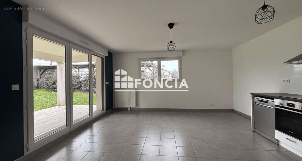 Appartement à SAINT-SEBASTIEN-SUR-LOIRE