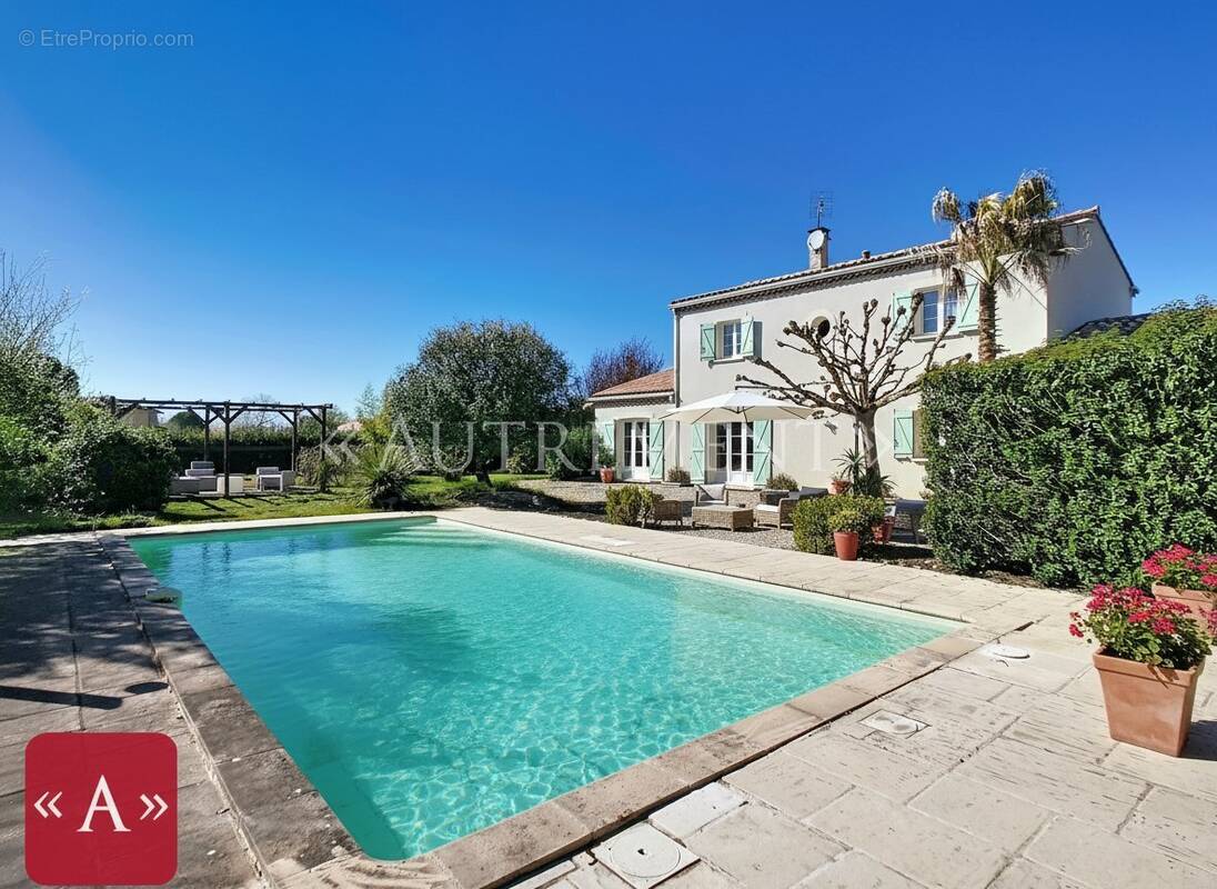 Maison à SAINT-SULPICE