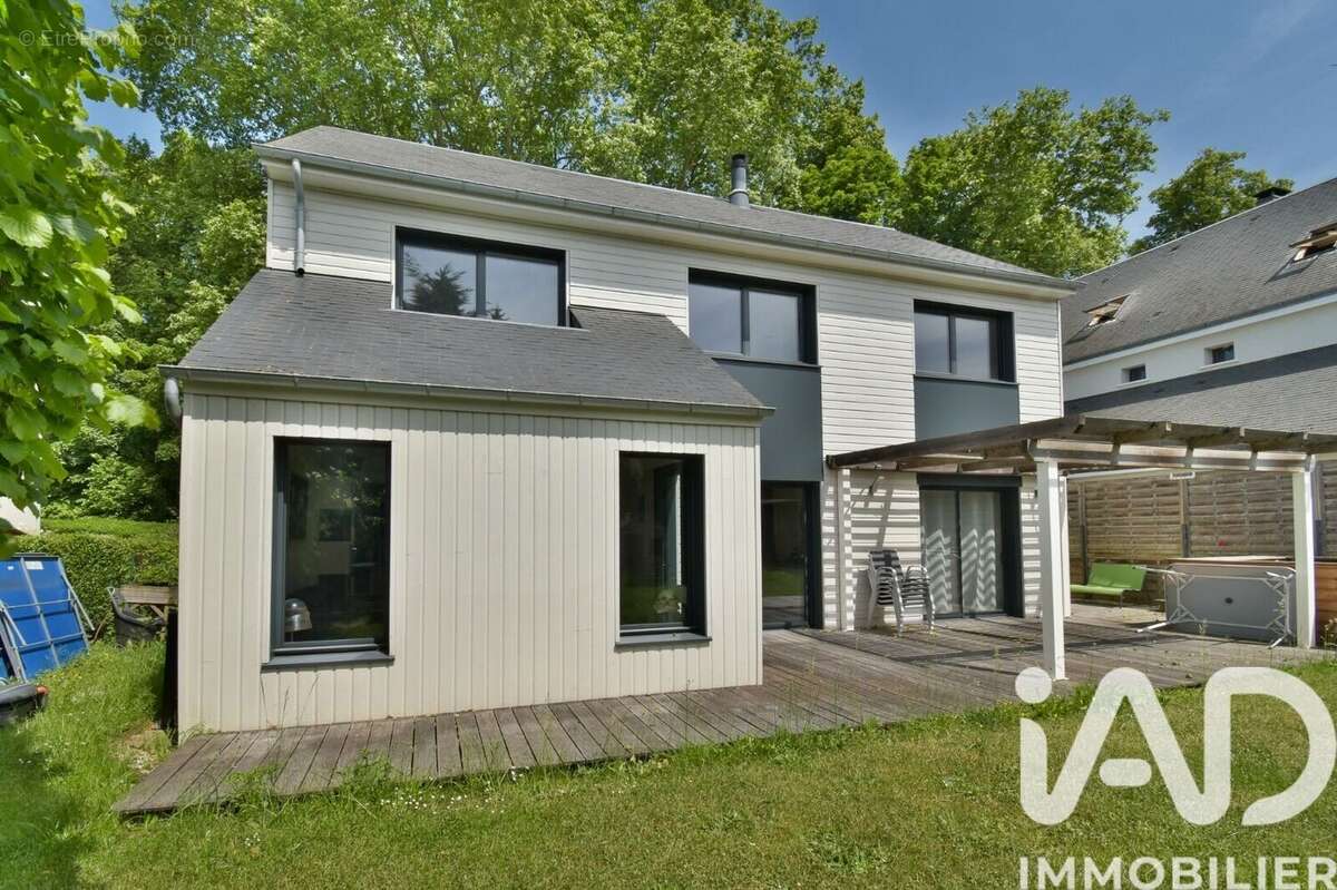 Photo 2 - Maison à MONTLIGNON