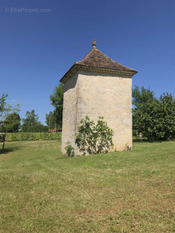 Maison à LAROQUE-TIMBAUT