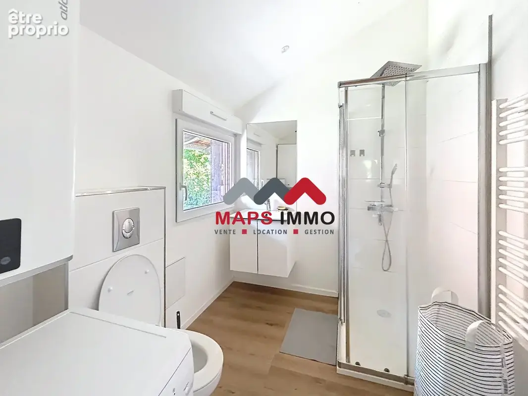 Ensemble immobilier  Restaurant + 3 appartements - photo 8