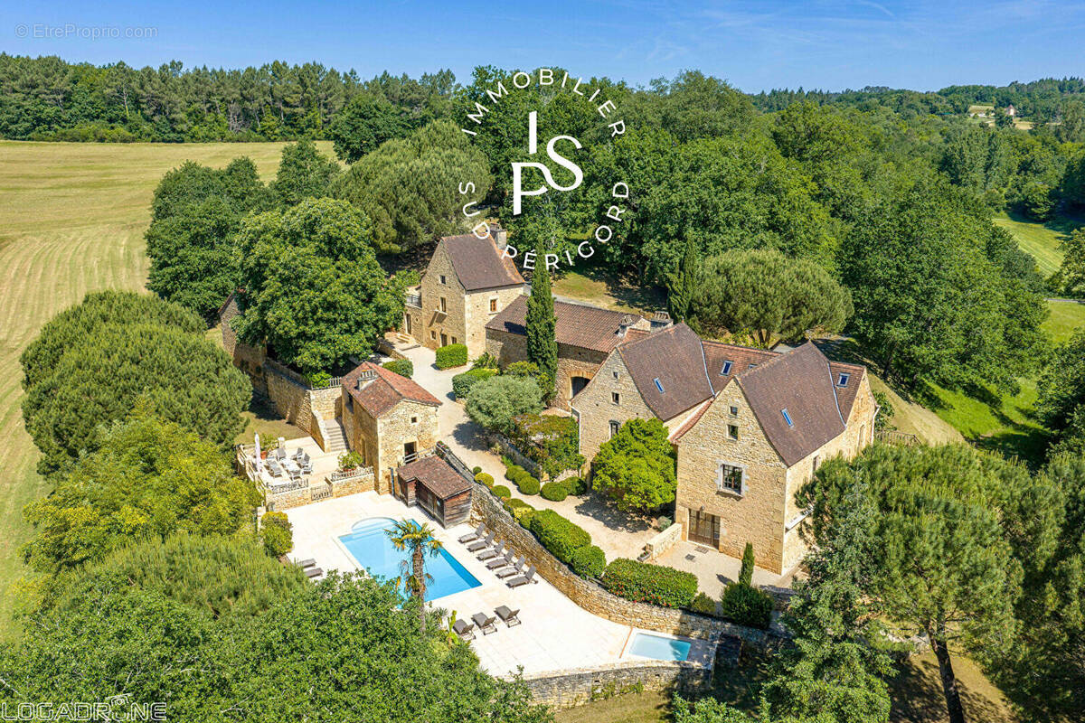 Maison à CUZORN