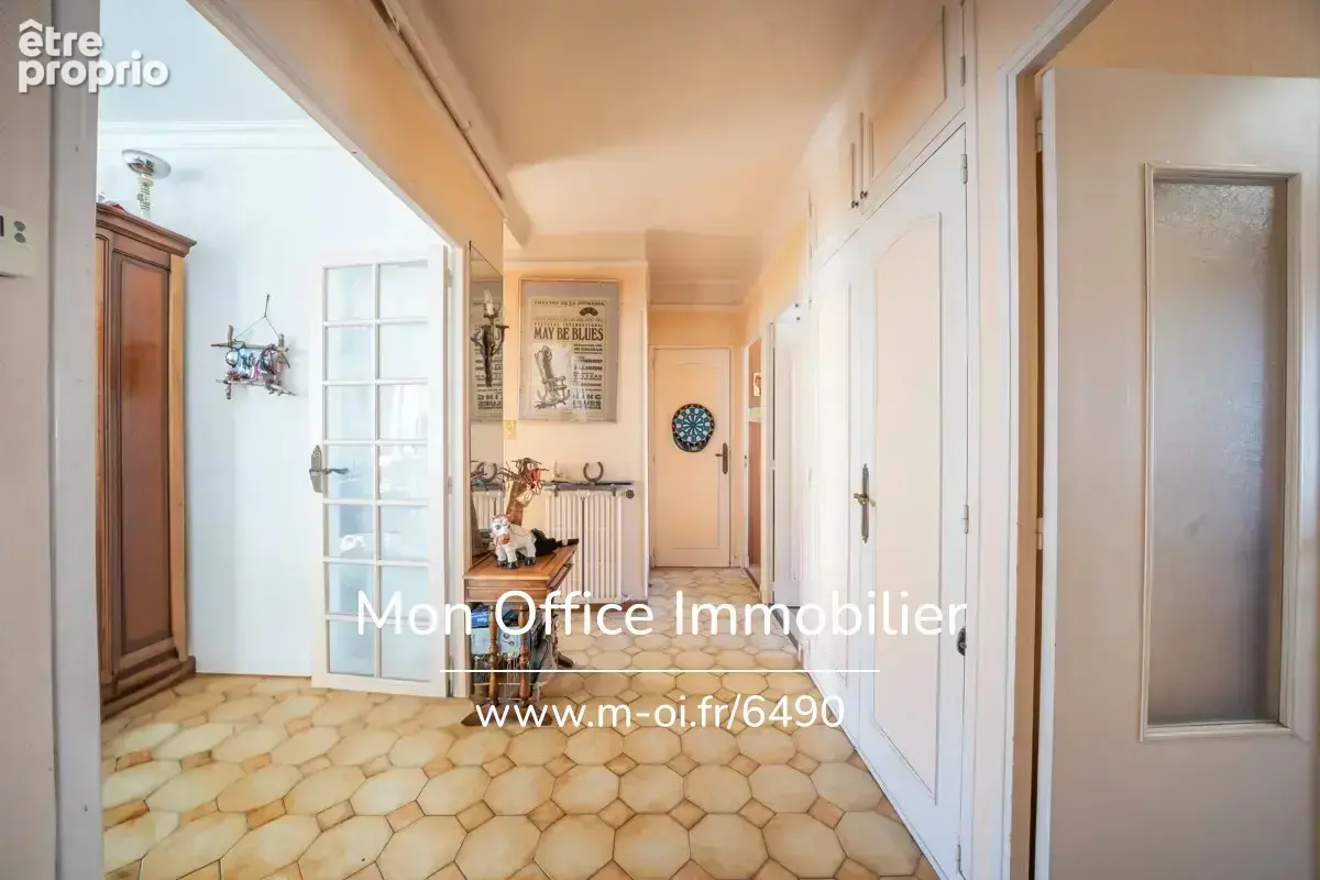 Référence : 7238-RVF. - Appartement T4 Lumineux - Secteur Camas - photo 4