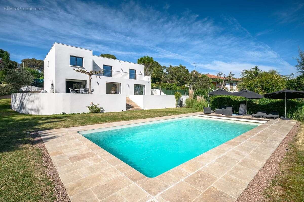 Maison à SAINT-RAPHAEL