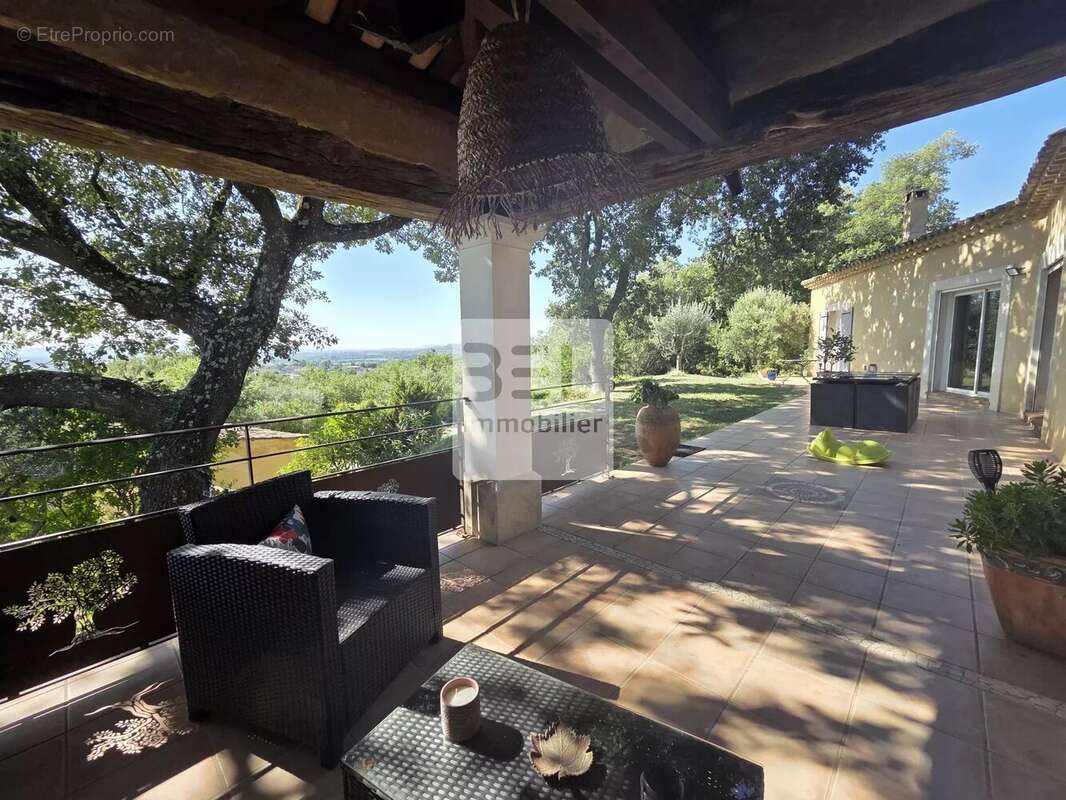 Maison à SAINT-MARTIN-D&#039;ARDECHE