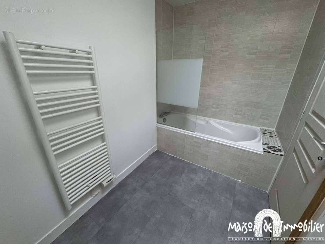 Appartement à COGNAC
